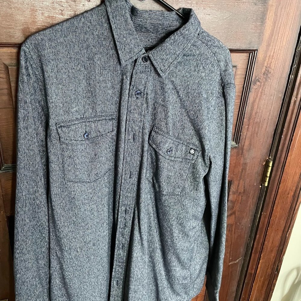 Soft blue/grey button up